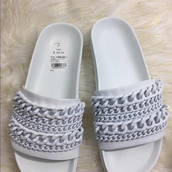 Kendall+Kylie Women's Shiloh Slide in White - Picture 5 of 8